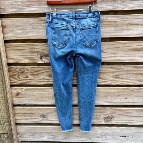 SALE! Old Navy Rock Star jeans - Picture 6 of 13